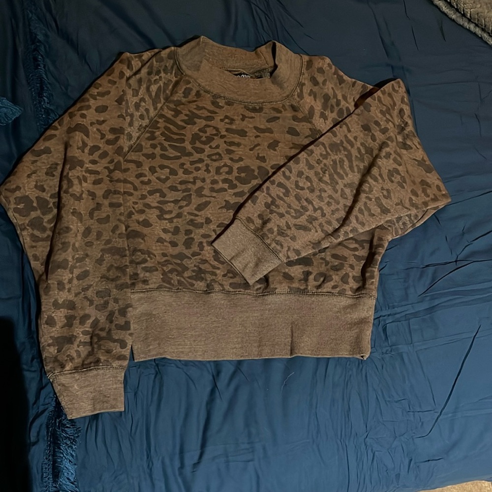 Crew neck sweater